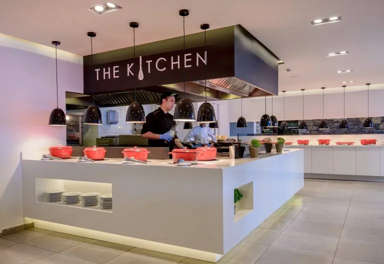 Blue sea beach buffet