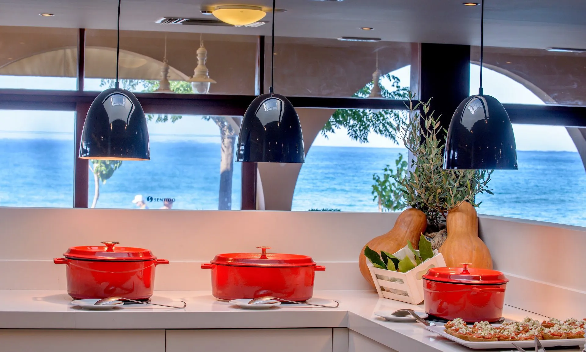 Blue sea beach buffet