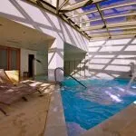 Blaues Meer Strand Hallenbad