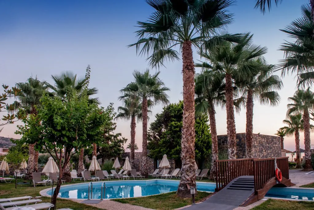 Blaues Meer Strand Pool