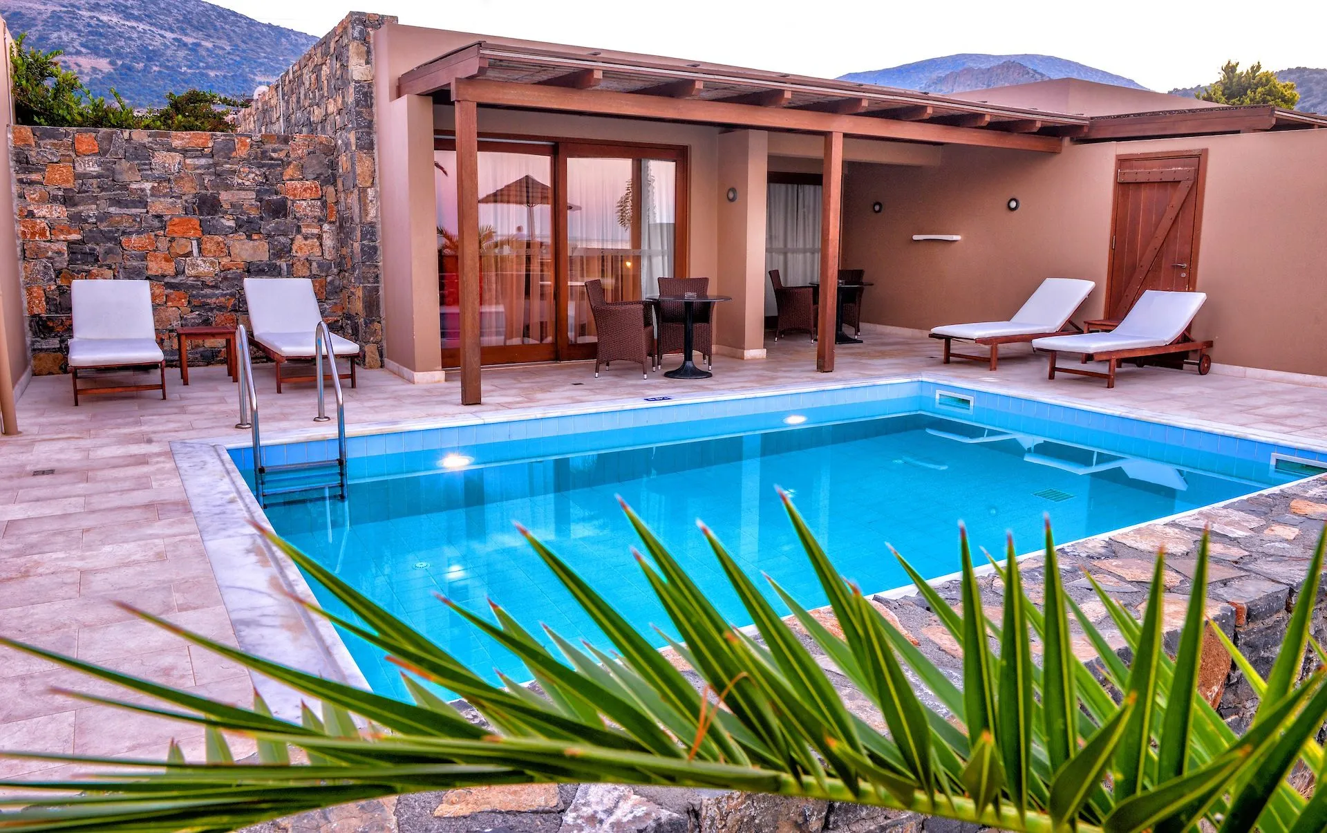 Blue sea beach suite with private pool