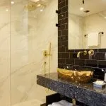 Die Kuppeln von Elounda Badezimmer