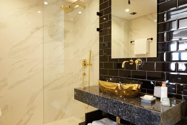 Domes of elounda bathroom