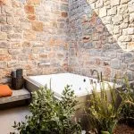 Kuppeln von Elounda Außen-Whirlpool