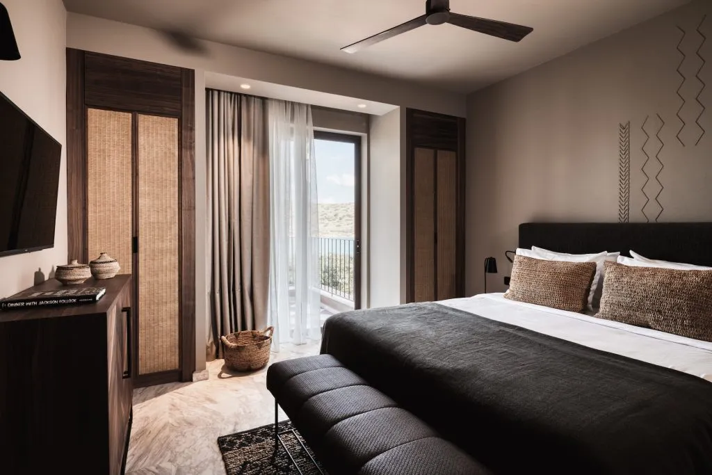 Domes of elounda Premium Suite Schlafzimmer