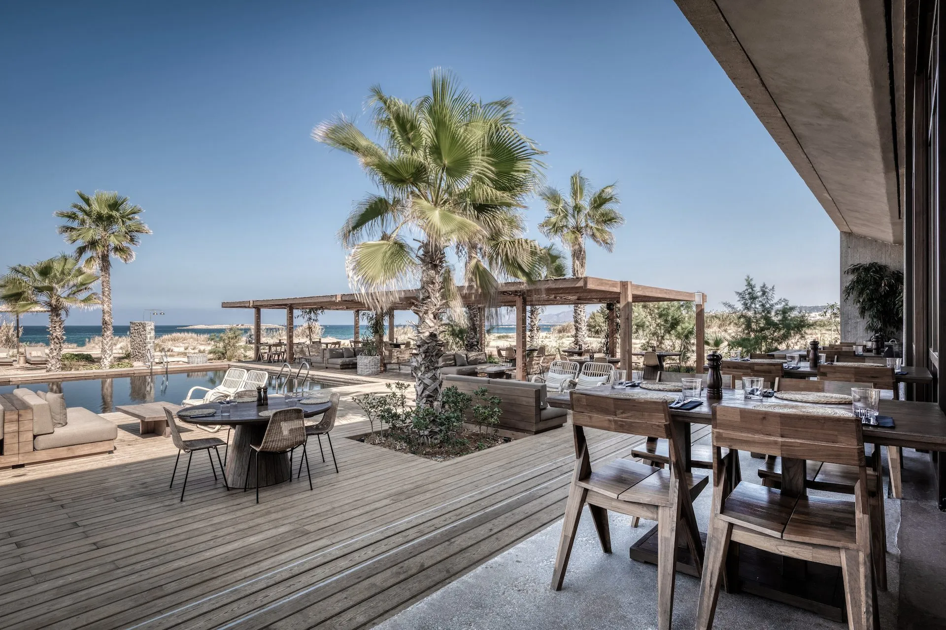Domes zeen beach house