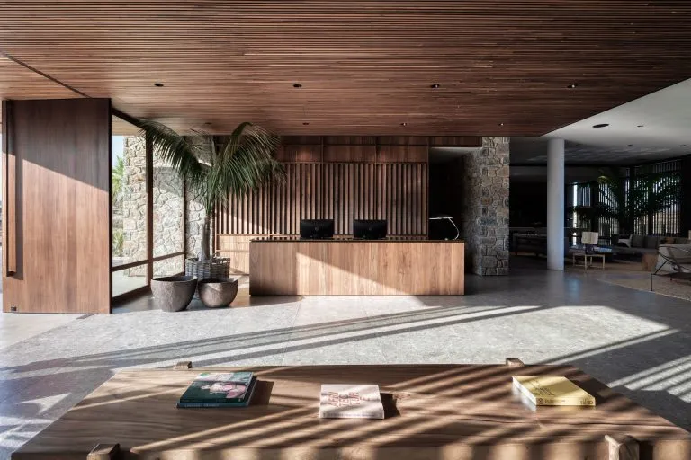 Domes zeen reception area