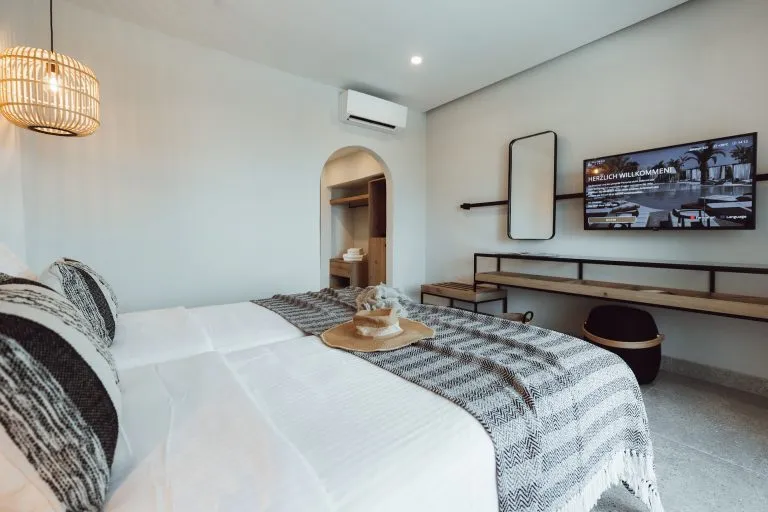 Eliros superior double room sea view