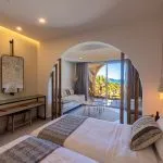 Eliros Superior-Doppelzimmer mit Meerblick in der ersten Reihe