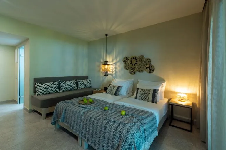 Eliros superior double room side sea view