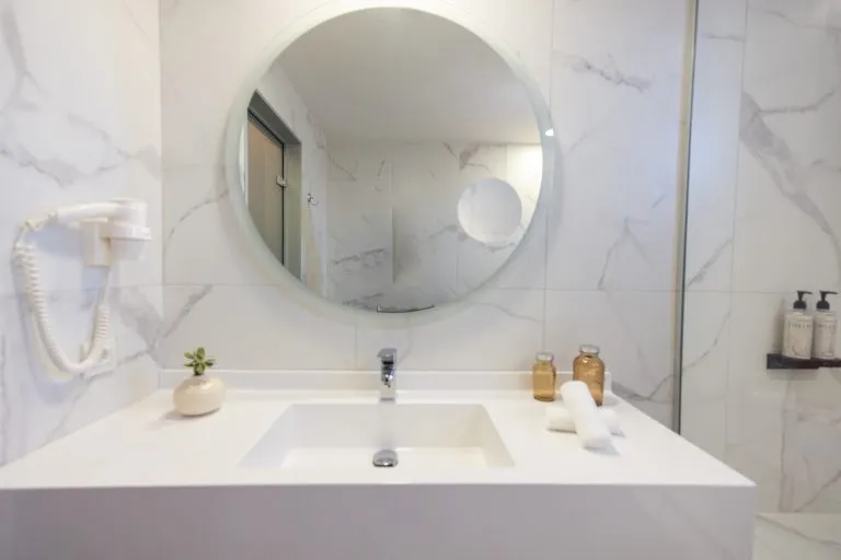 Eliros superior double room side sea view