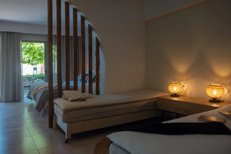 Eliros superior junior suite garden view open plan