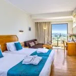 Rethymno mare r delux room mare with jacuzzi in bathroom